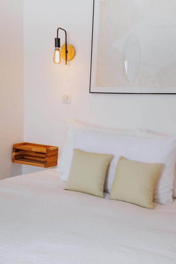 Perfect Family-Oriented And Renovated Townhouse In The Old Antibesアパートメント エクステリア 写真