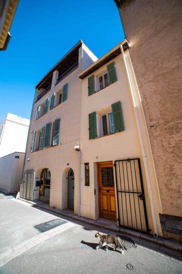 Perfect Family-Oriented And Renovated Townhouse In The Old Antibesアパートメント エクステリア 写真