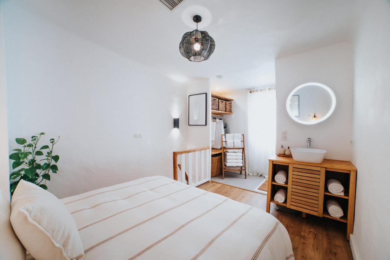 Perfect Family-Oriented And Renovated Townhouse In The Old Antibesアパートメント エクステリア 写真